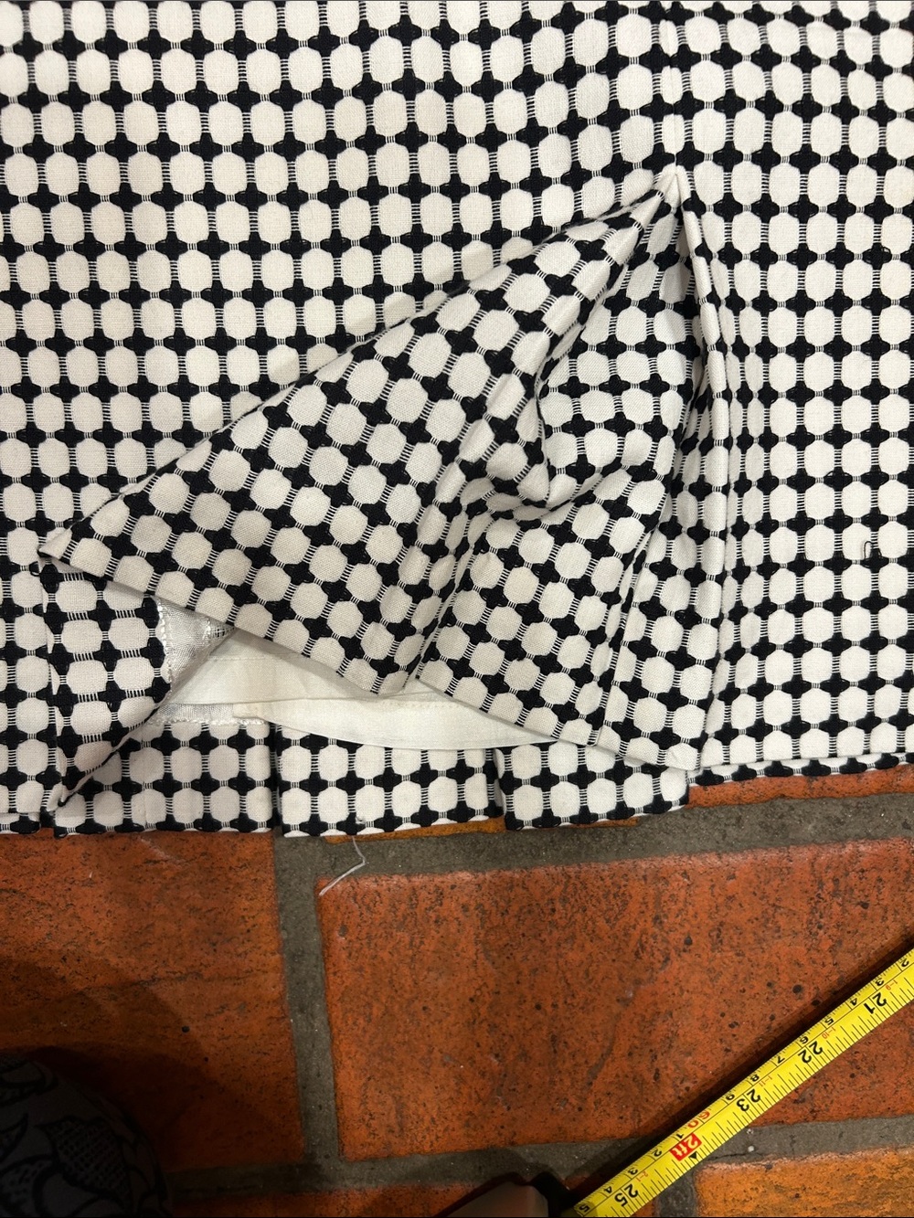 Harold's Black and White Dot Pencil Skirt - Picture 5 of 8